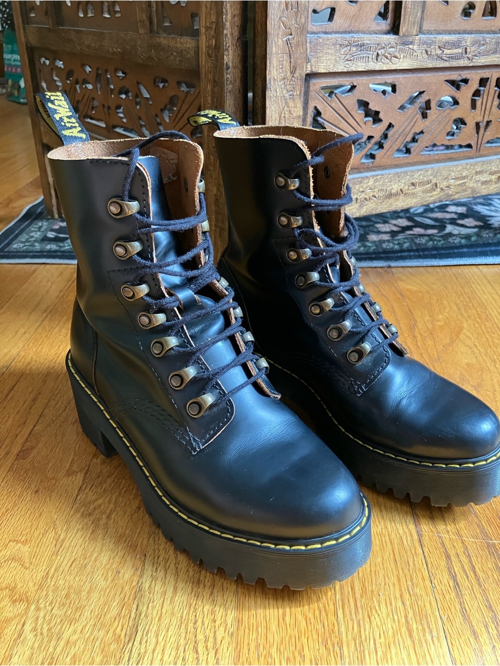 Dr Martens Leona black leather boot, platform lug sole, chunky heel
